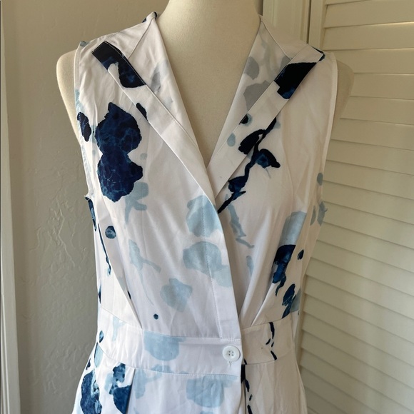 Sleeveless maxi dress - Picture 2 of 5